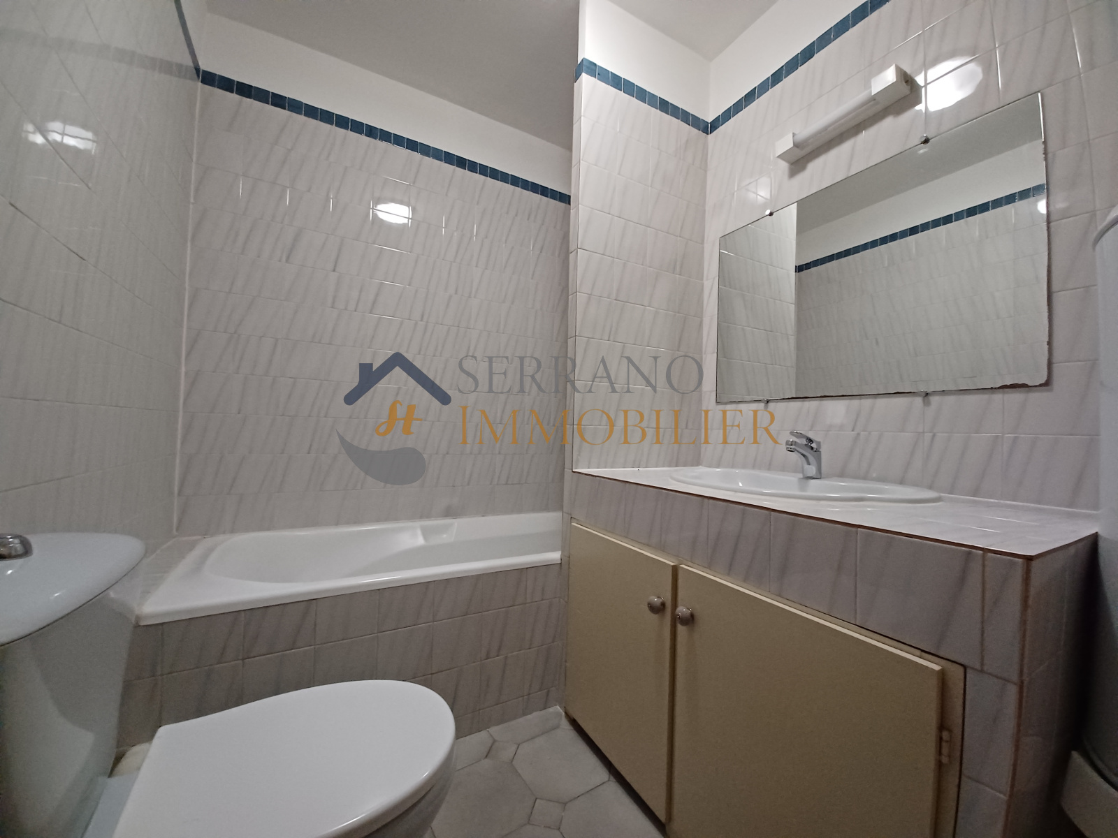 Image_, Immeuble, Tarascon, ref :180-b