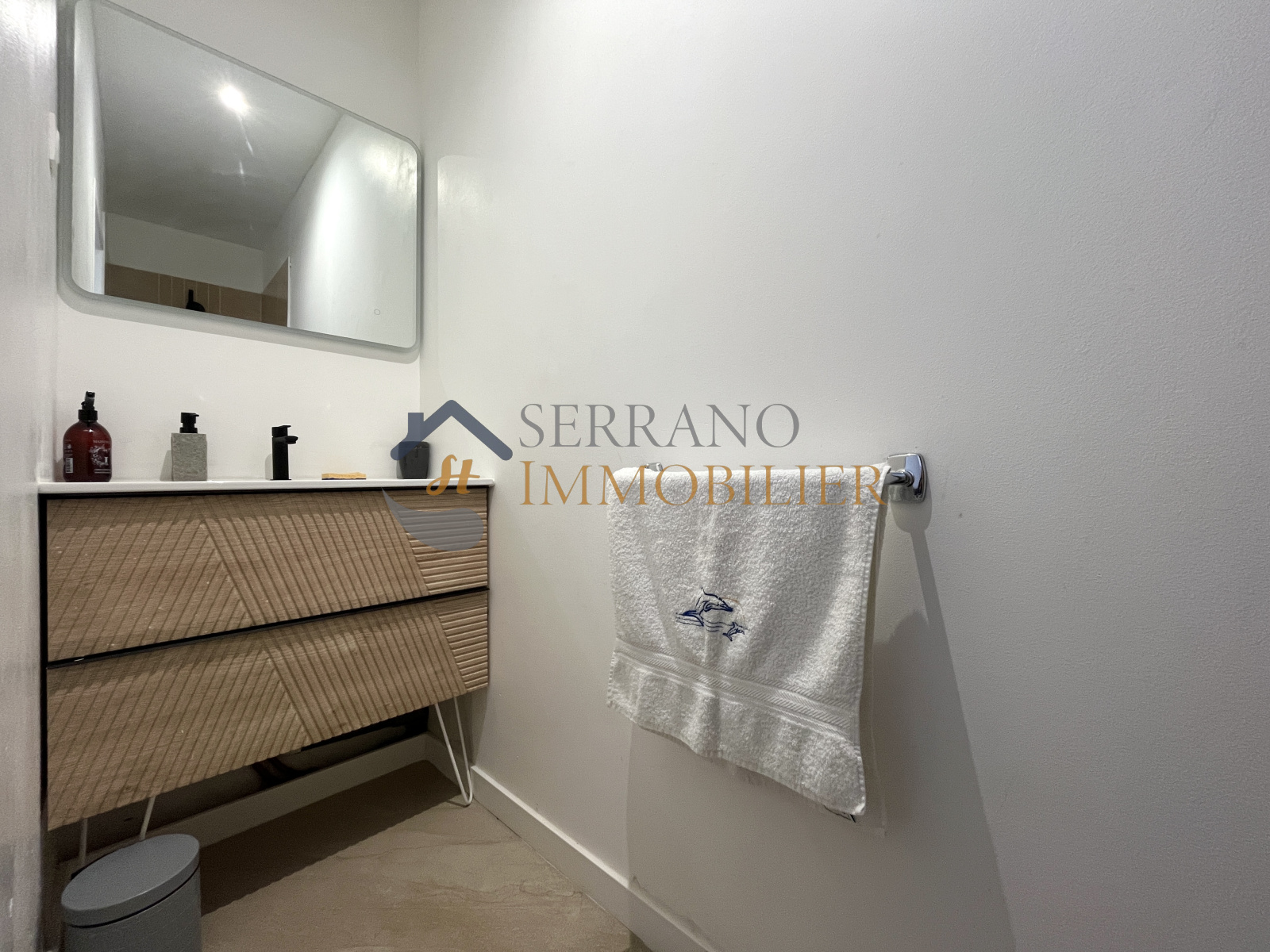 Image_, Appartement, Beaucaire, ref :185-b