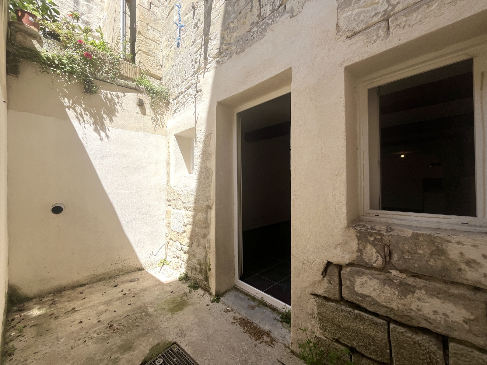 Image_, Appartement, Beaucaire, ref :143-b