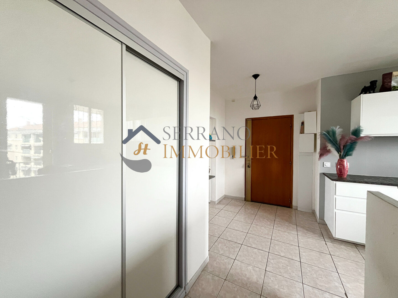 Image_, Appartement, Beaucaire, ref :92-b