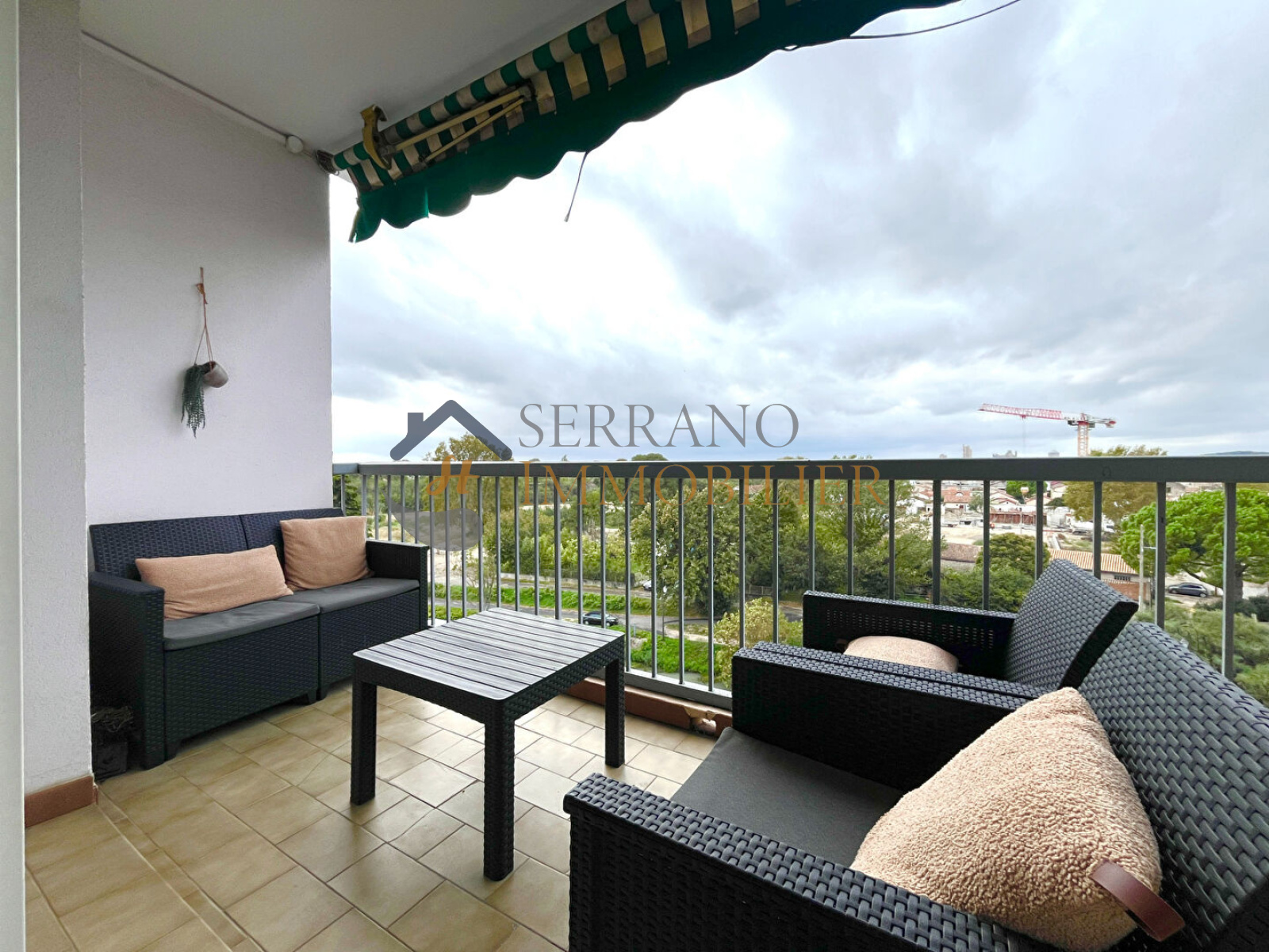 Image_, Appartement, Beaucaire, ref :92-b