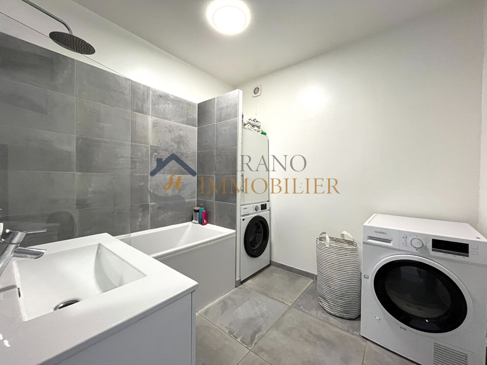 Image_, Appartement, Beaucaire, ref :92-b