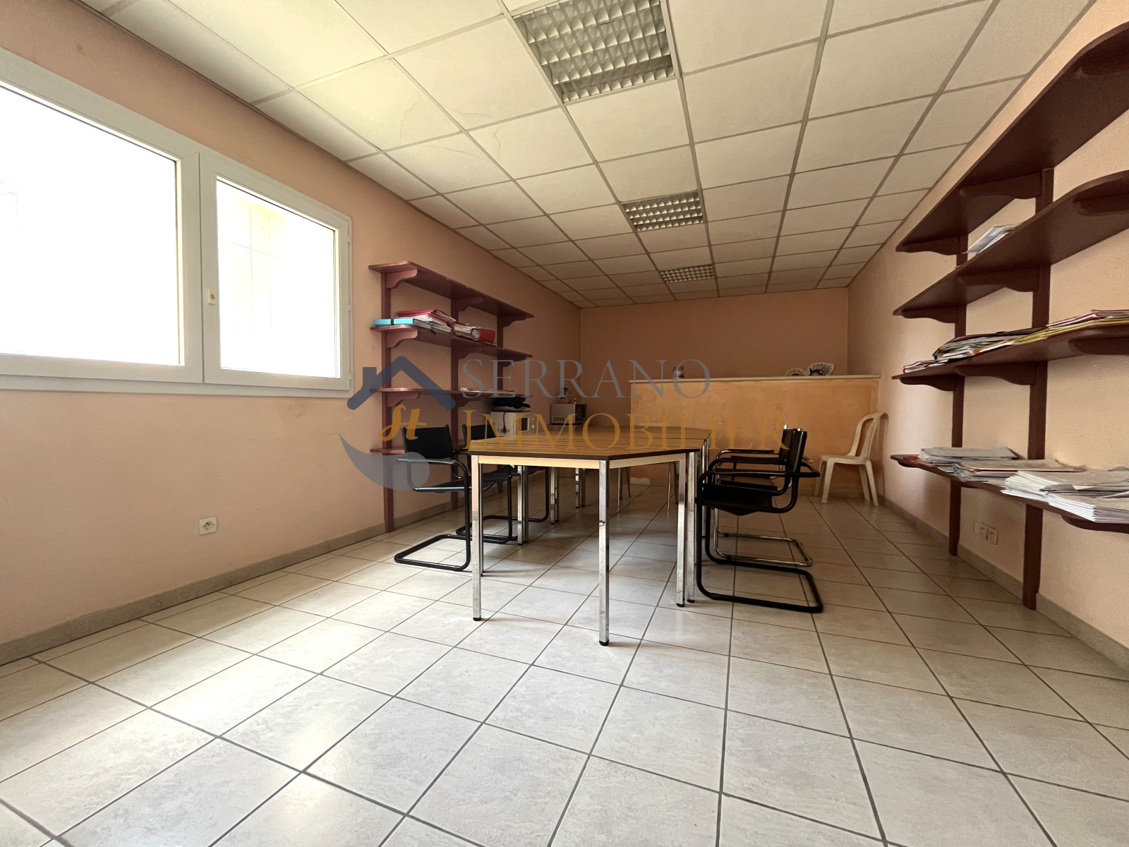 Image_, Local professionnel, Beaucaire, ref :148-b