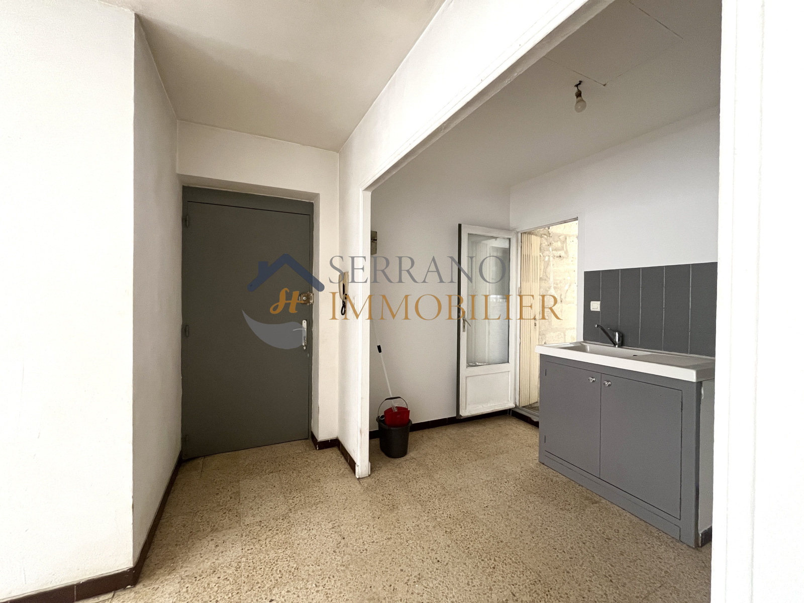 Image_, Appartement, Beaucaire, ref :162-b