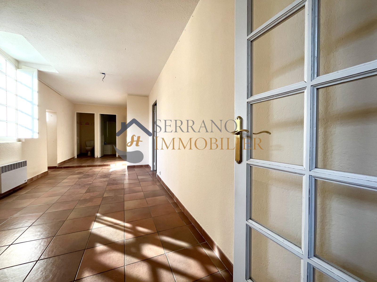 Image_, Appartement, Beaucaire, ref :188-b