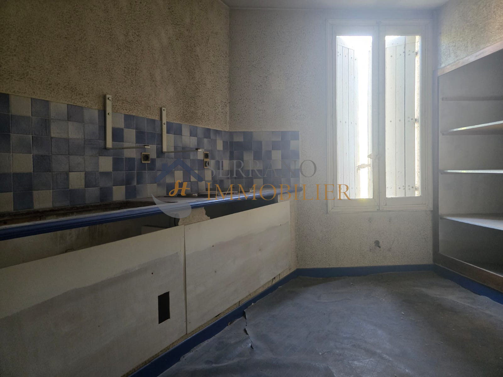 Image_, Immeuble, Châteaurenard, ref :806