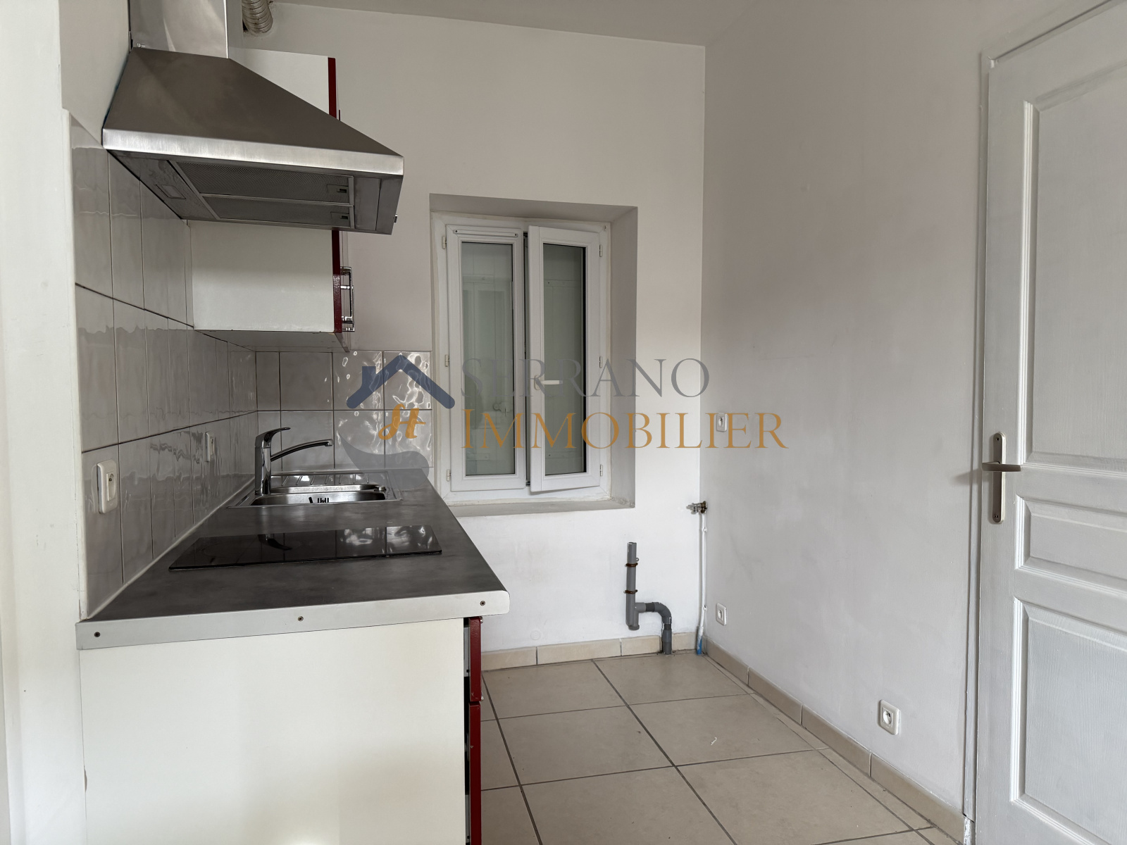 Image_, Immeuble, Châteaurenard, ref :850