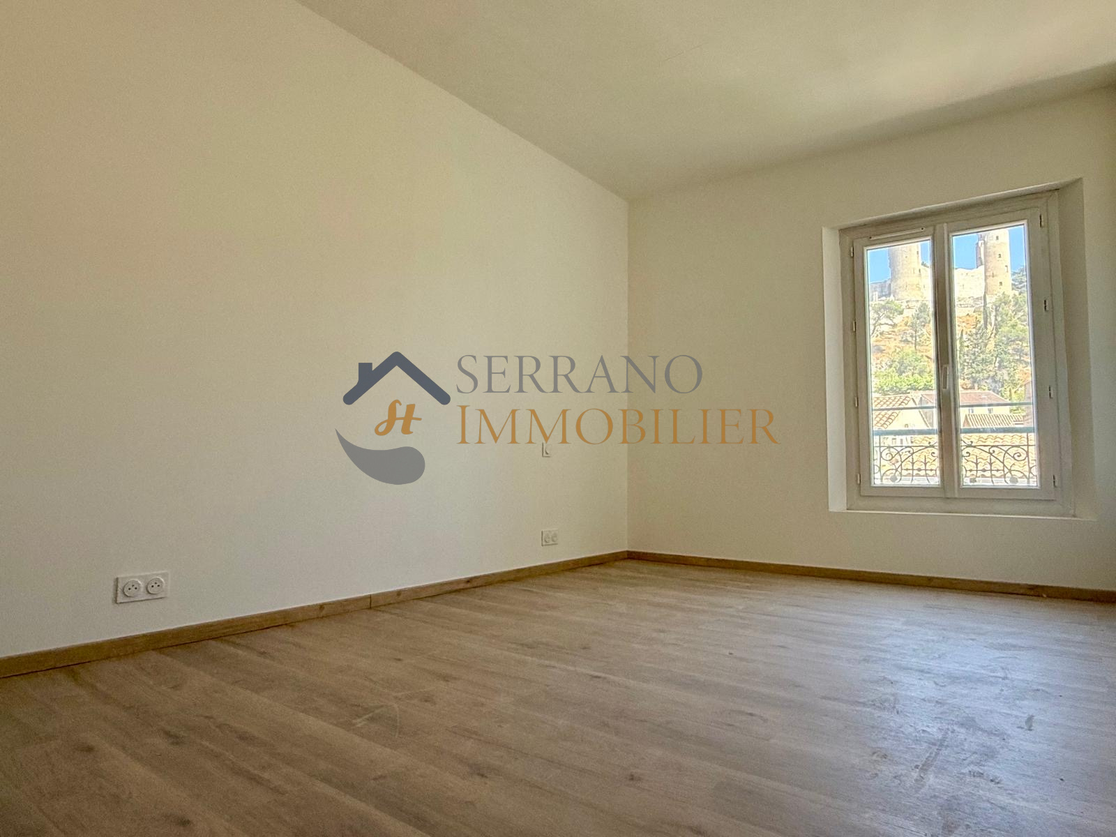 Image_, Immeuble, Châteaurenard, ref :778