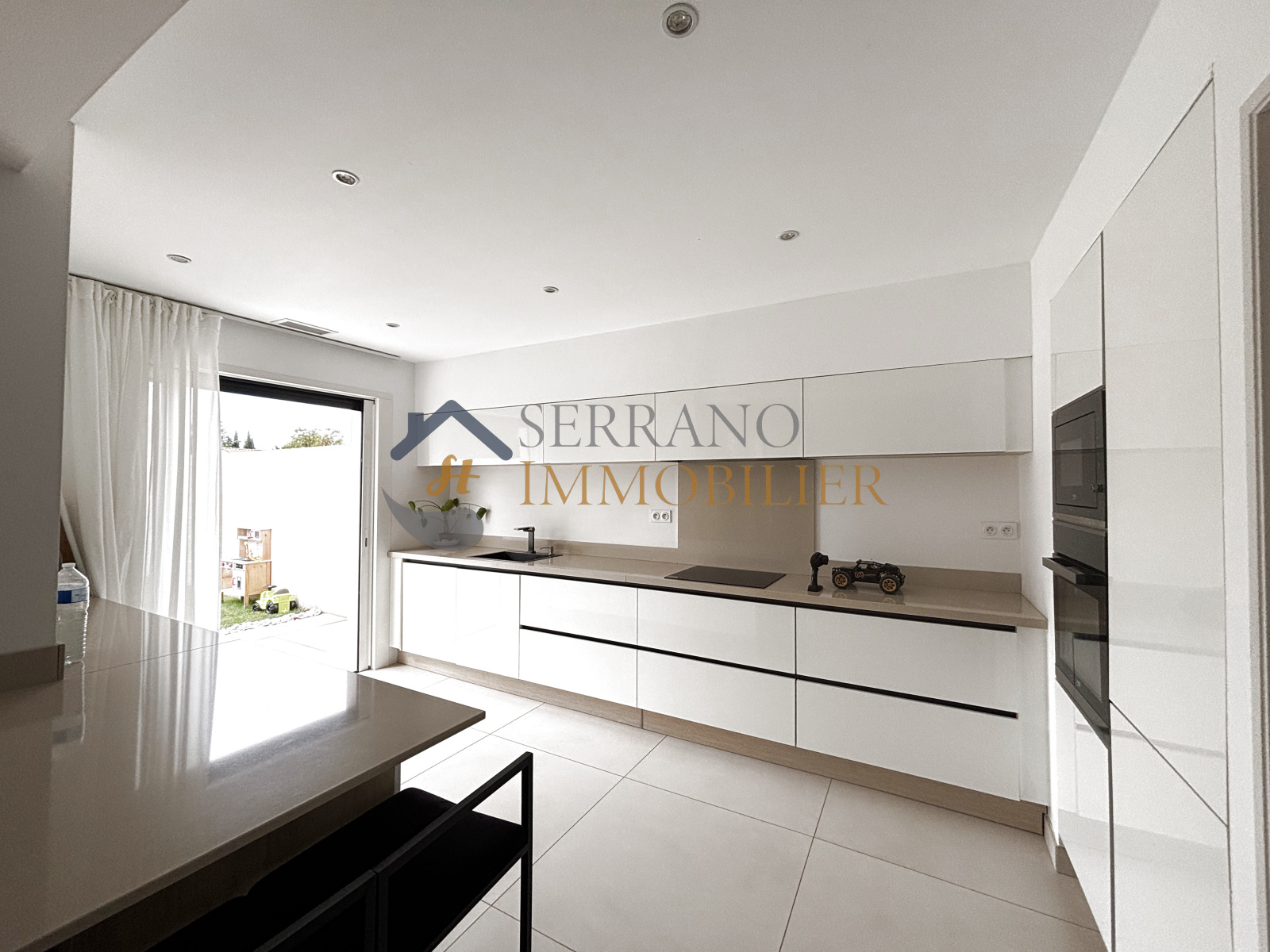 Image_, Maison, Châteaurenard, ref :800